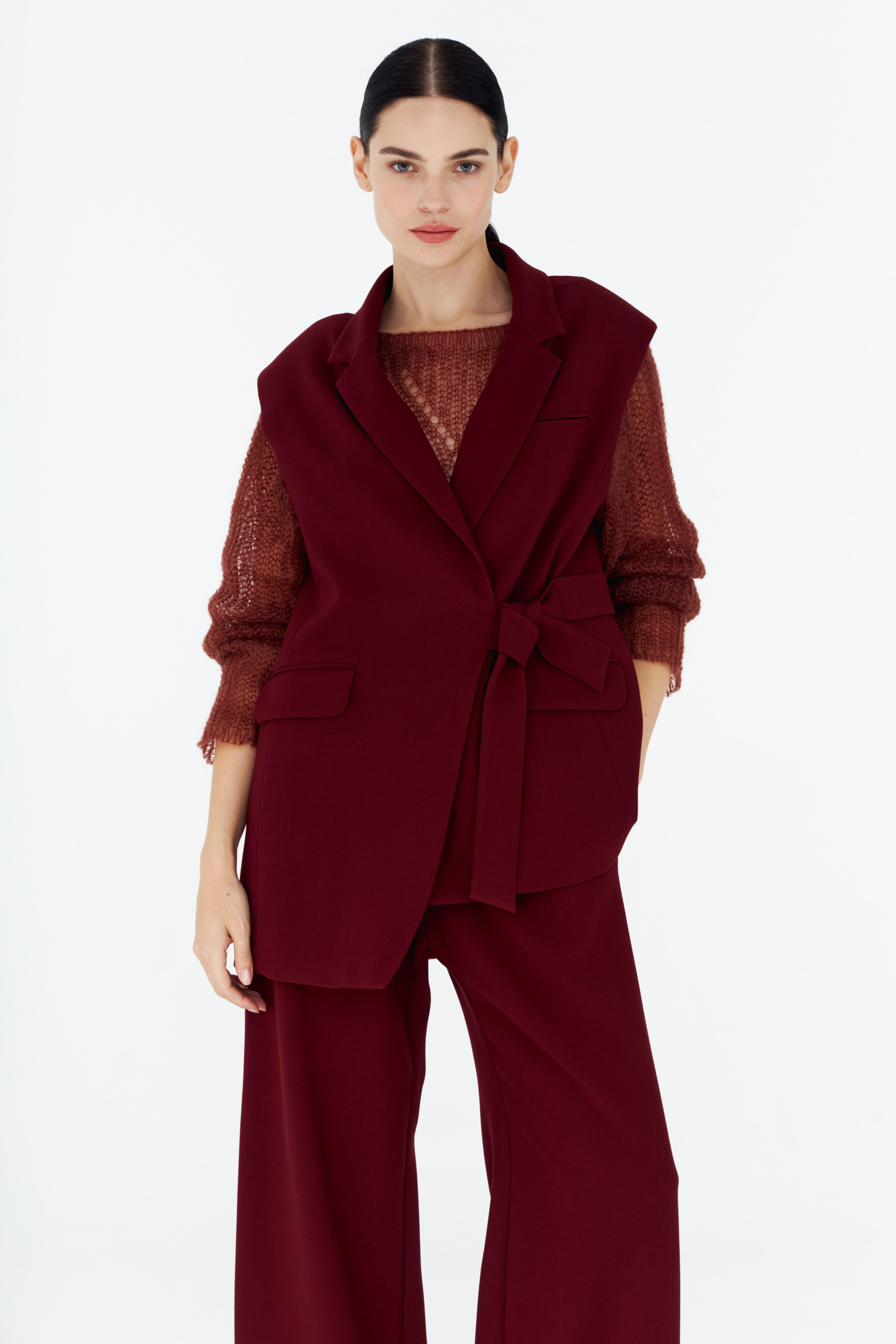 Жилет асимметрия, гладкий, с подкладом