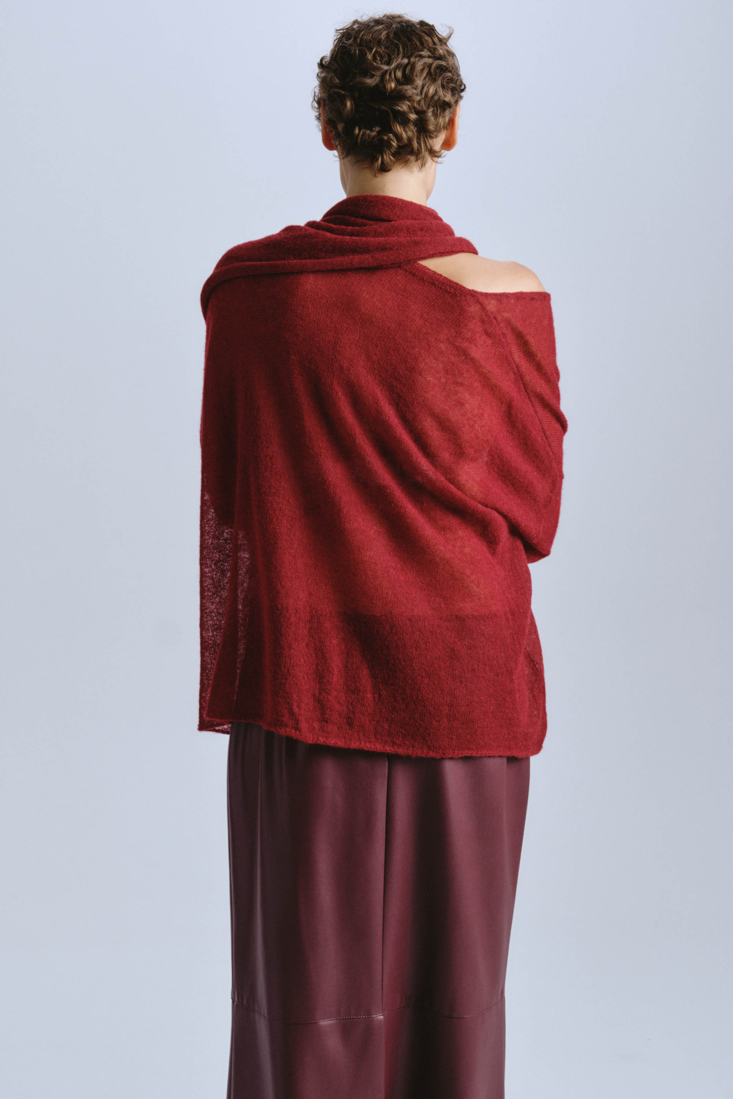 Джемпер Шарф